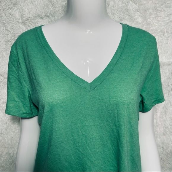 NWOT BP V-Neck Short Sleeve Tee S Green - Picture 8 of 14